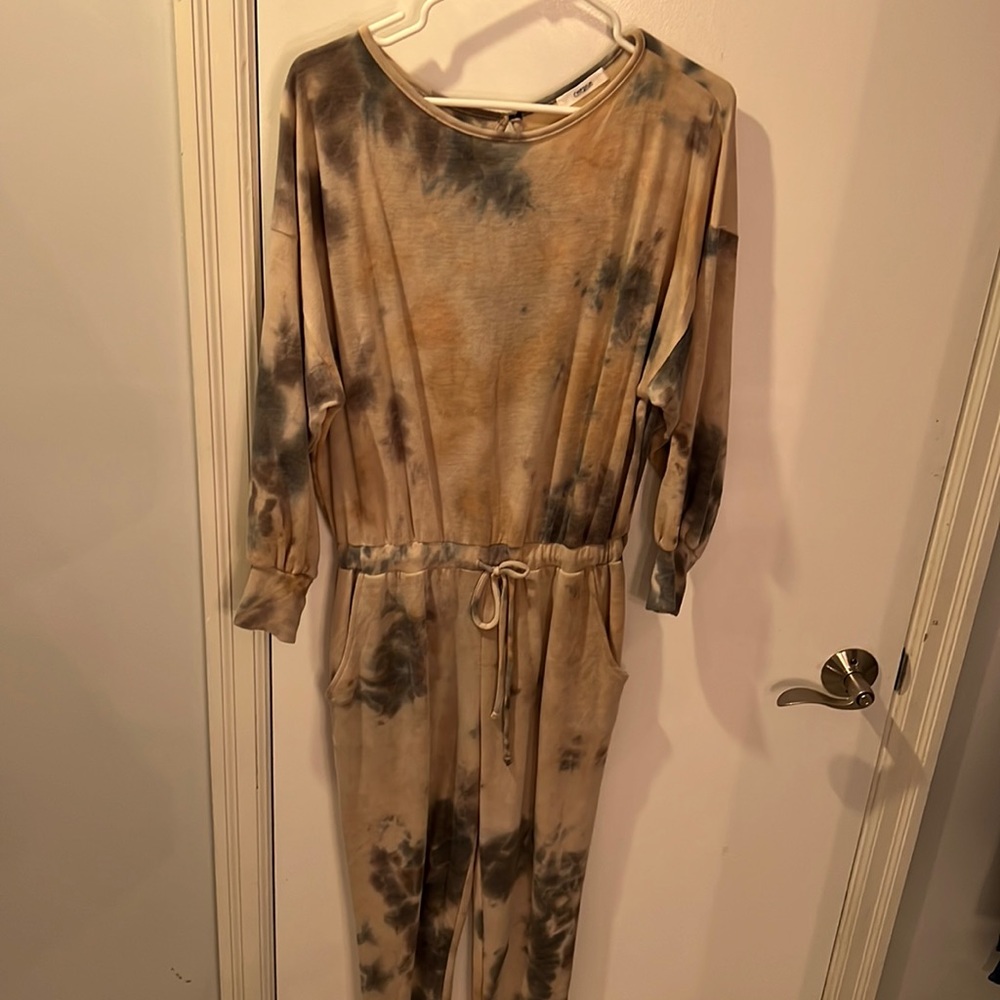 Tie dye sweatsuit jumper . Size medium